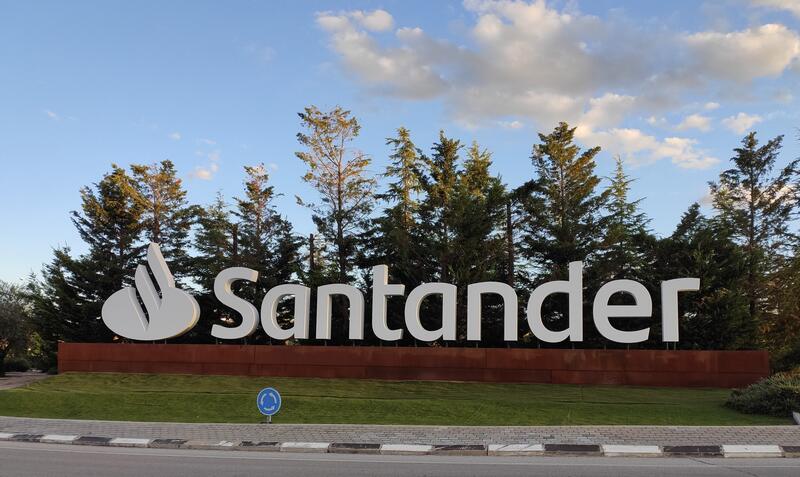 Los accionistas de Banco Santander dan el visto bueno al dividendo de 0,09 euros por acción