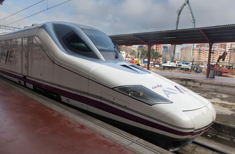 Renfe lidera el ranking sectorial de las mejores empresas en atraer y fidelizar talento, según informe Merco
