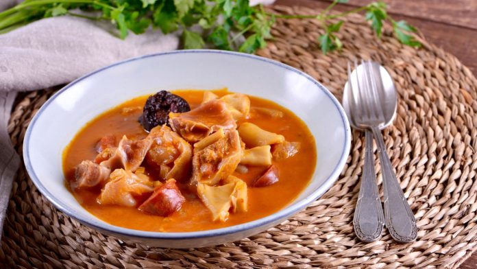 Callos a la madrileña: Cómo cocinar este clásico como un experto en tu casa