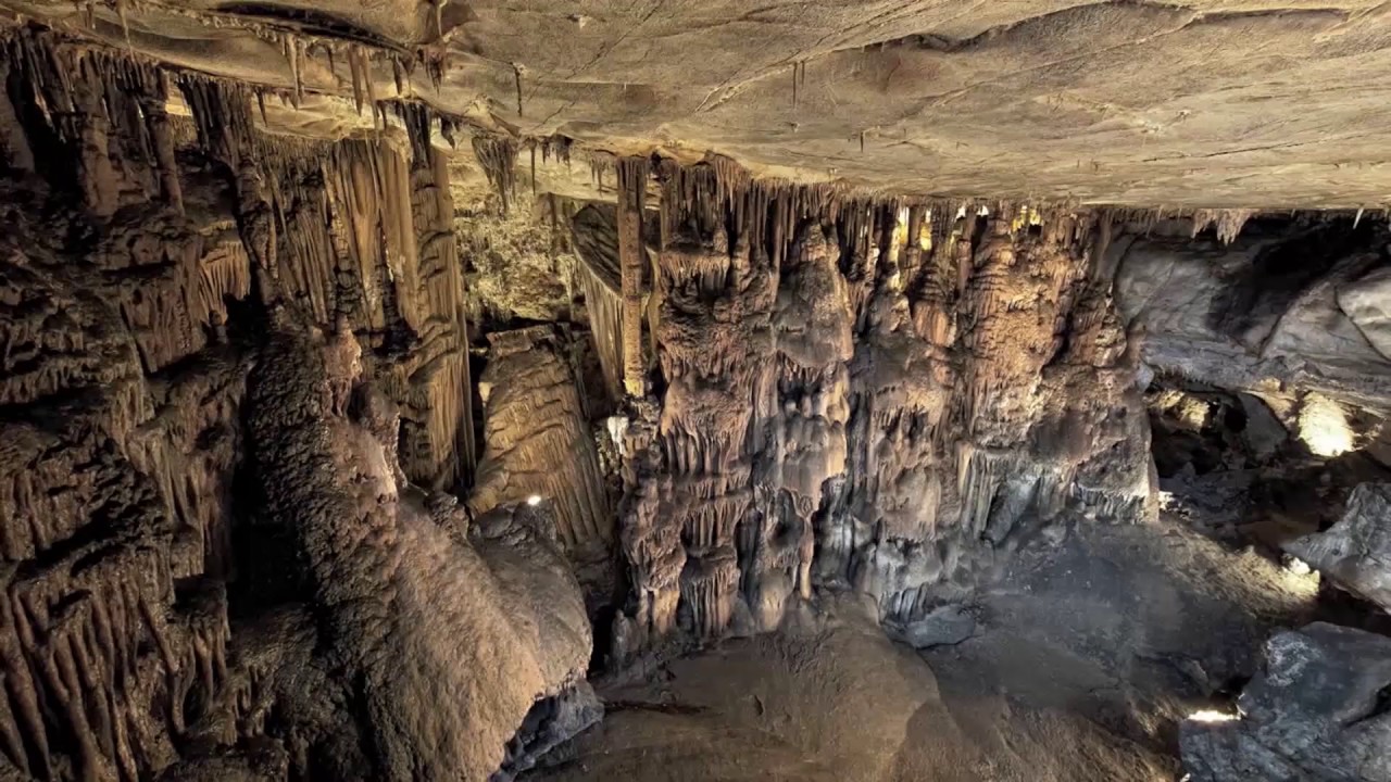 CUEVA TERMAL: UN DESCUBRIMIENTO ESPECTACULAR