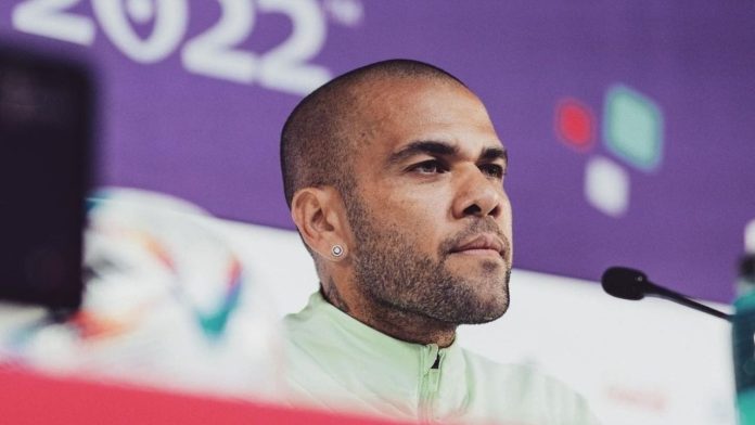 Dani Alves ahora acusado de plagio: este es nuevo escándalo que podrían llevarlo a prisión en Brasil