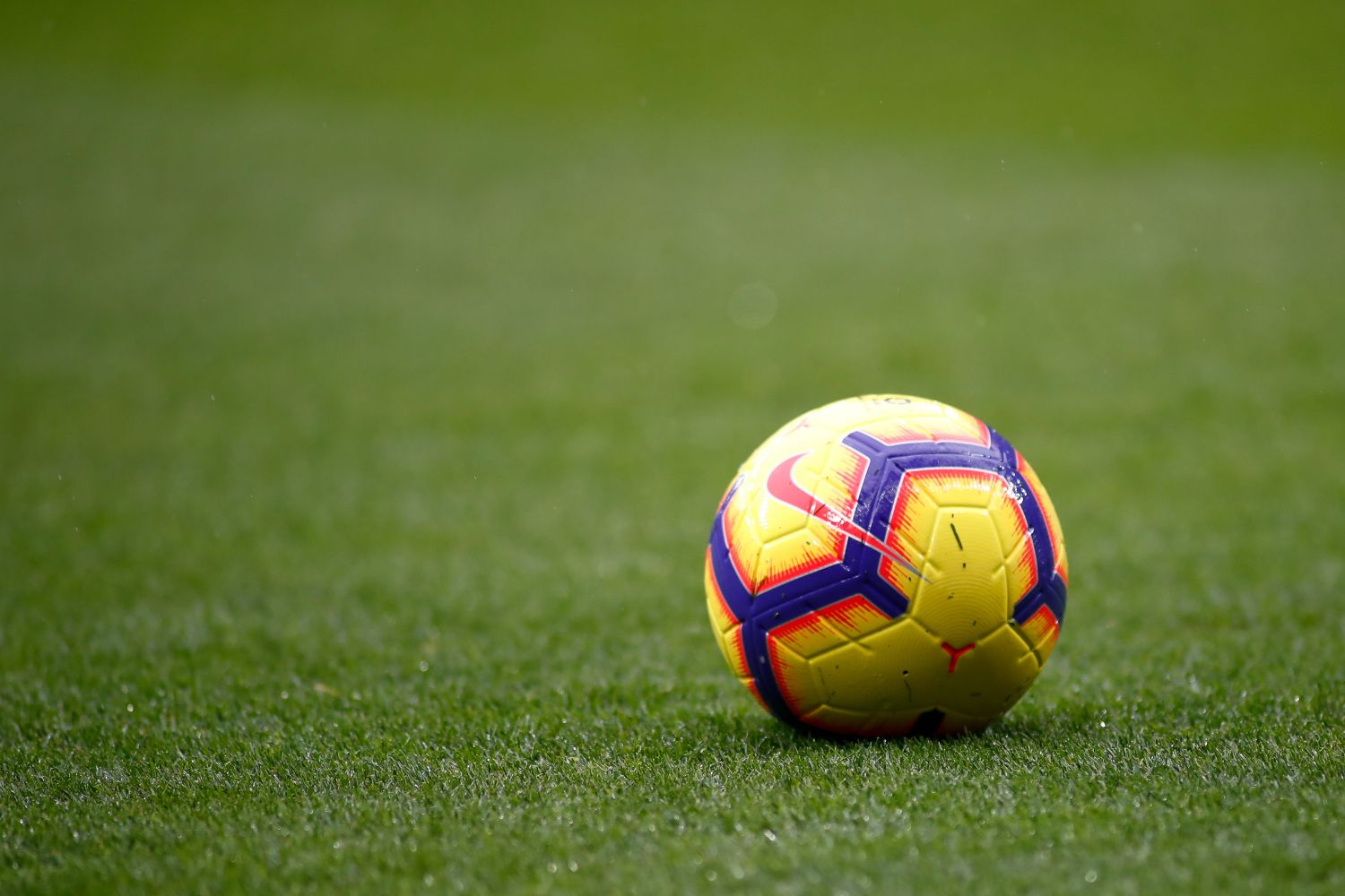 Futbolistas bajo el foco por un nuevo y polémico contrato sexual “accidental”