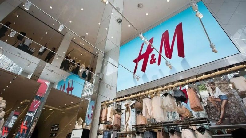 H&M te lo pone fácil para ser la protagonista de las próximas fiestas con estos vestidos espectaculares