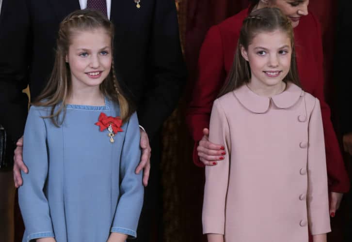 La infancia de Leonor y Sofía, marcada por la severidad y frialdad de Letizia