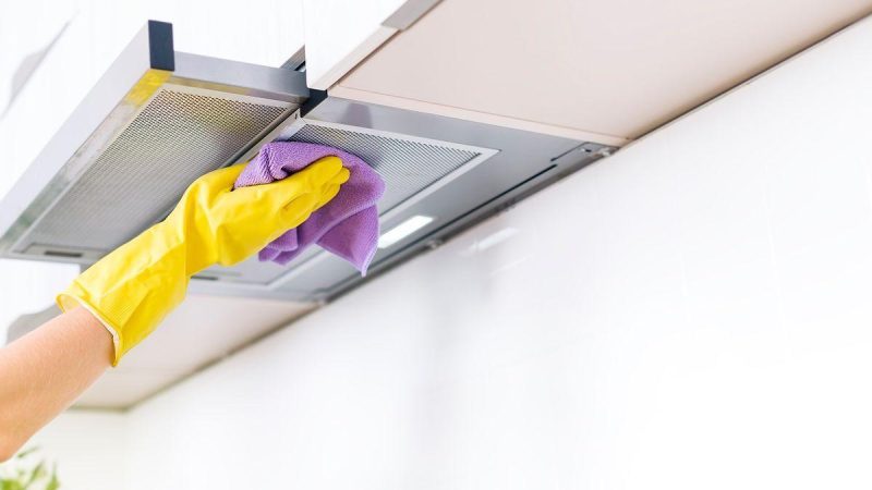 Otros trucos caseros para limpiar la campana extractora