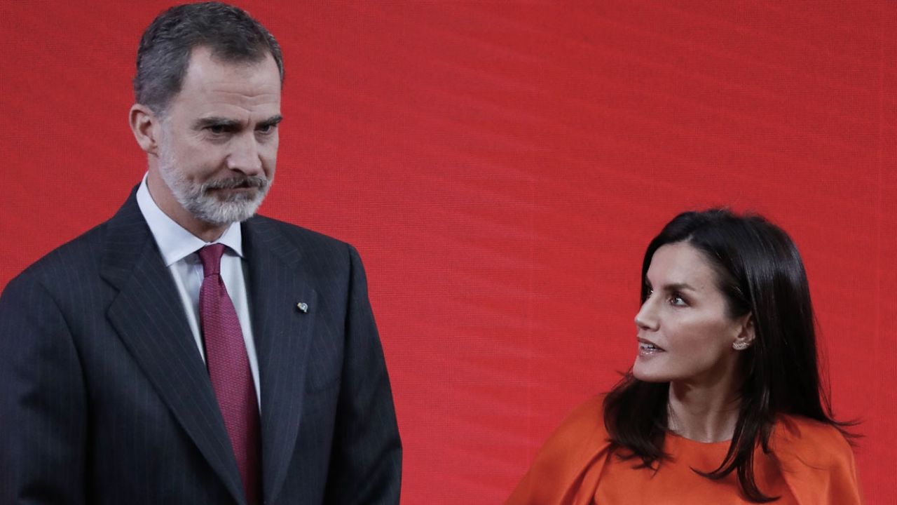 Pilar Eyre asegura que el CNI y Zarzuela están preocupados por las posibles represalias de Letizia hacia la corona