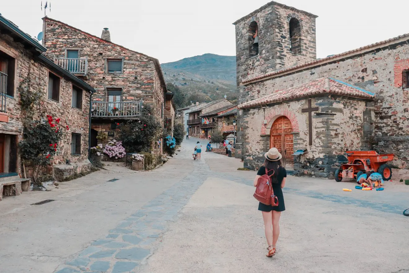 PUEBLOS, ENCLAVES CON ENCANTO: RINCONES CERCANOS PARA DESCONECTAR