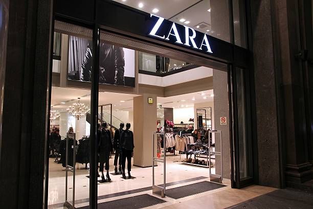 Zara deslumbra esta primavera con sus elegantes blazers