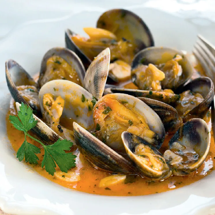 Delicias del mar, almejas a la marinera