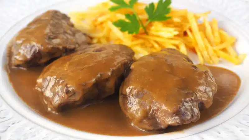 Carrilleras al vino tinto, una delicias en cada bocado: