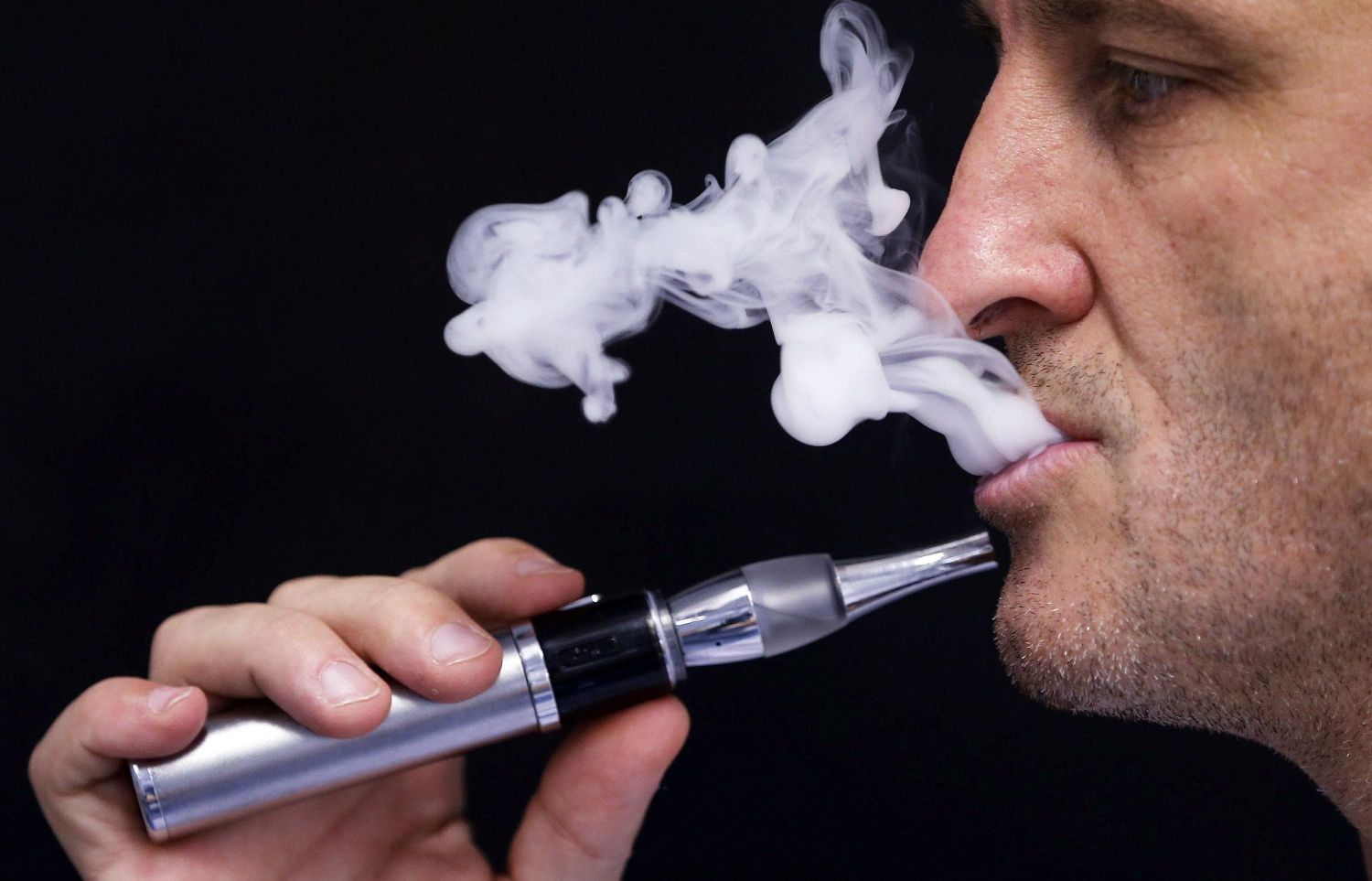 Los motivos por los que vapear es menos malo para la salud que fumar tabaco 1 Merca2.es LOS COMPONENTES: ENTENDIENDO LOS INGREDIENTES