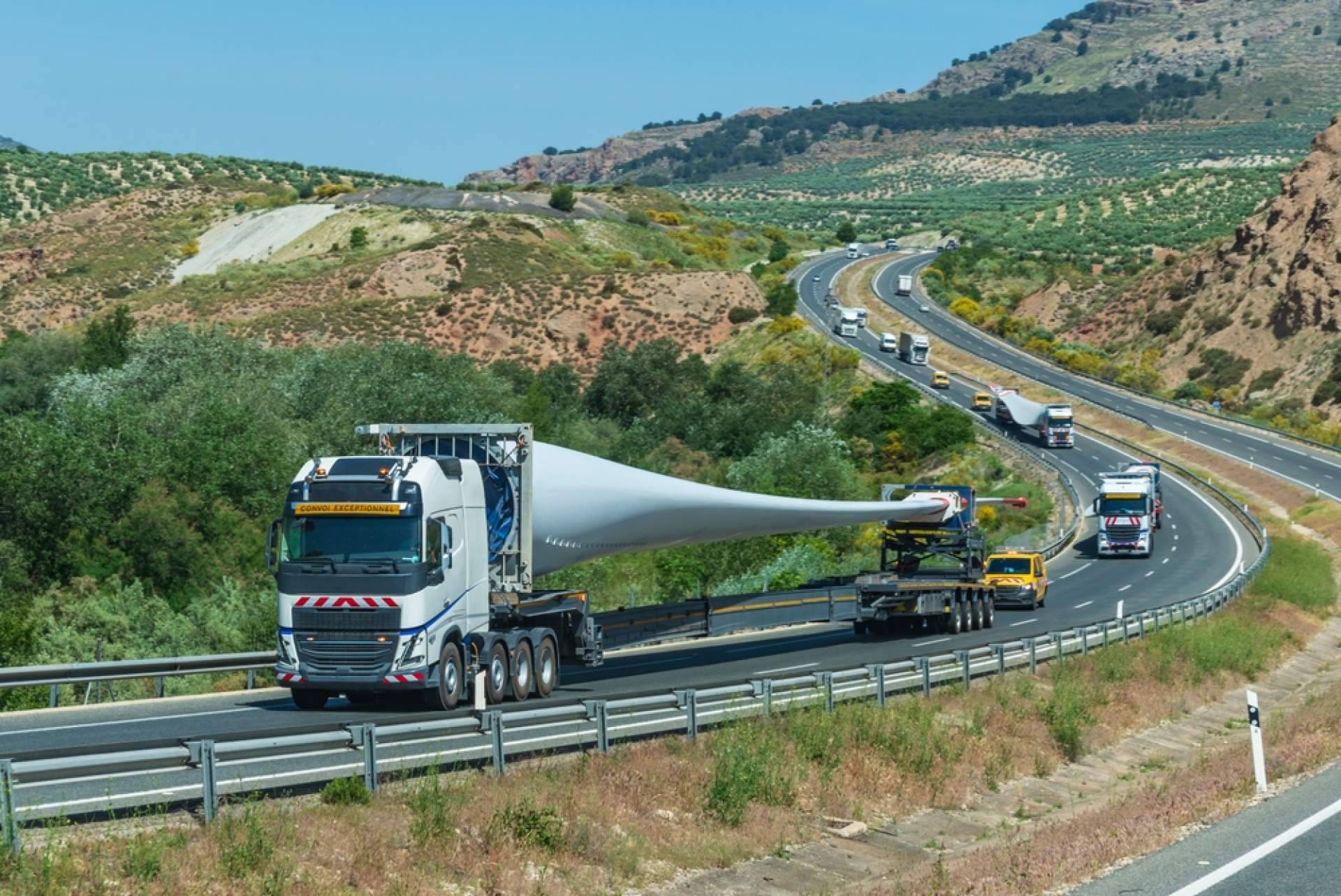 Transvolando habla sobre los factores a considerar al contratar empresas de transporte pesado