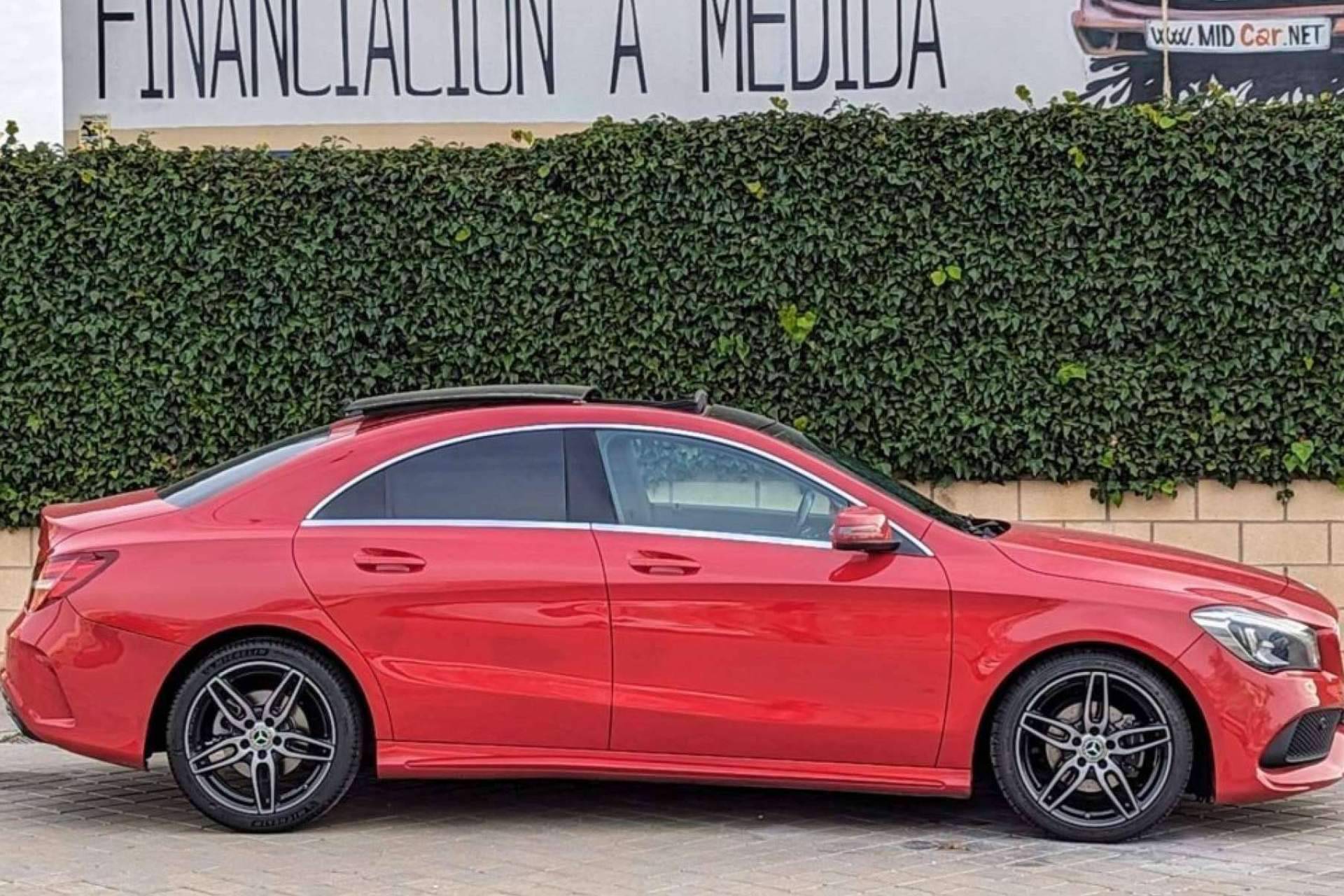 MID Car asesora a los nuevos conductores en la compra de un vehículo de segunda mano