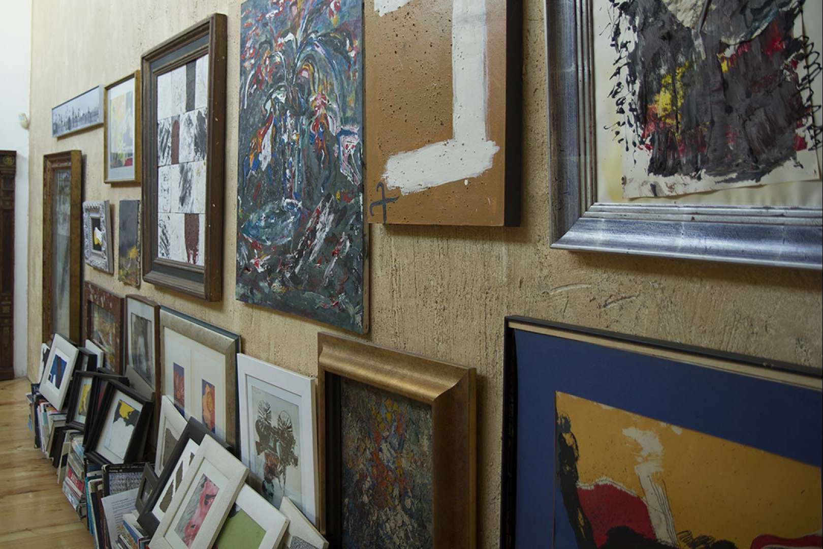 Hugo Caro, el espacio para celebrar exposiciones de arte en Madrid