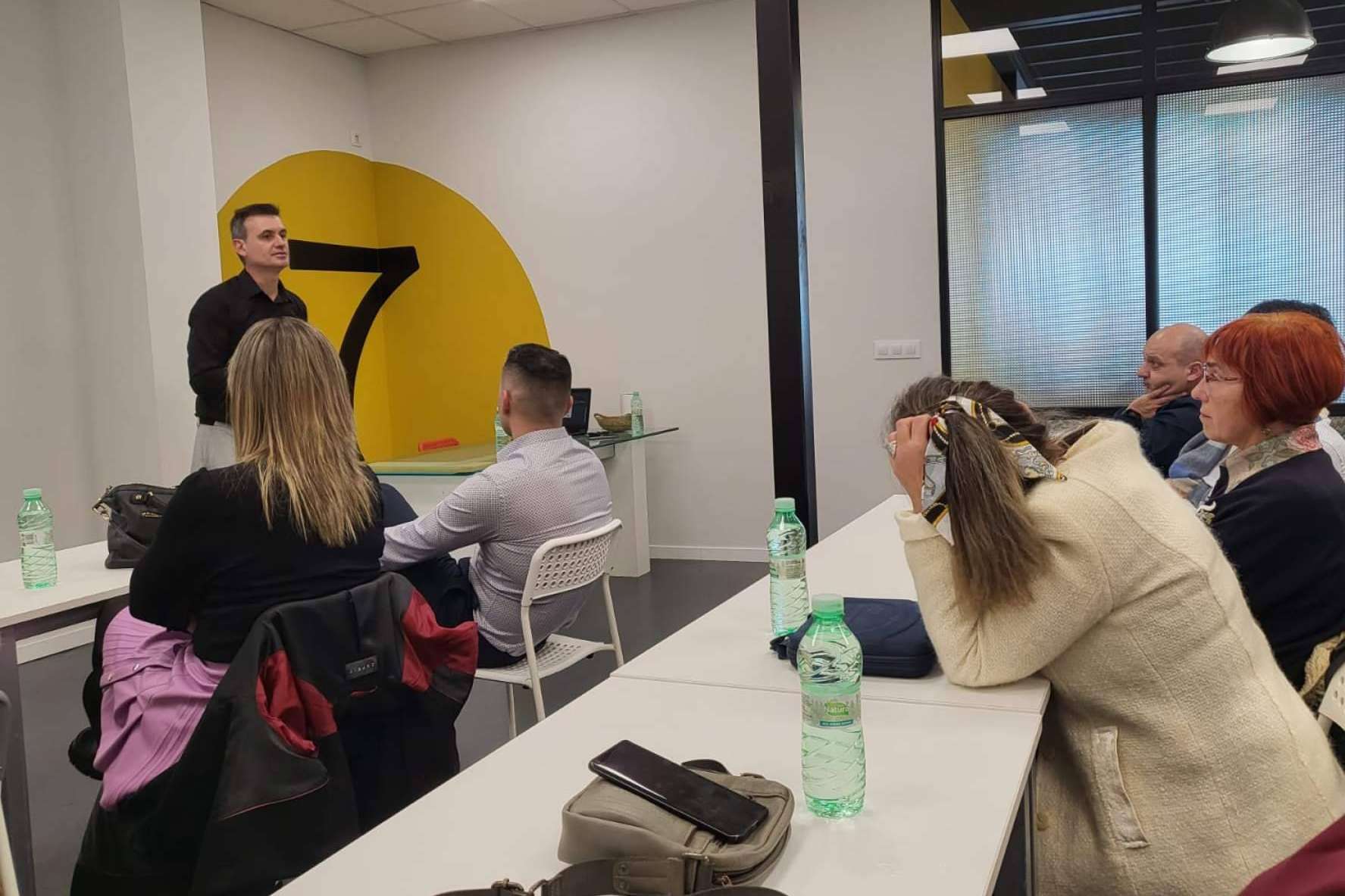 El Siete Formación destaca por su servicio a medida entre todas las consultoras RRHH y formación de Galicia