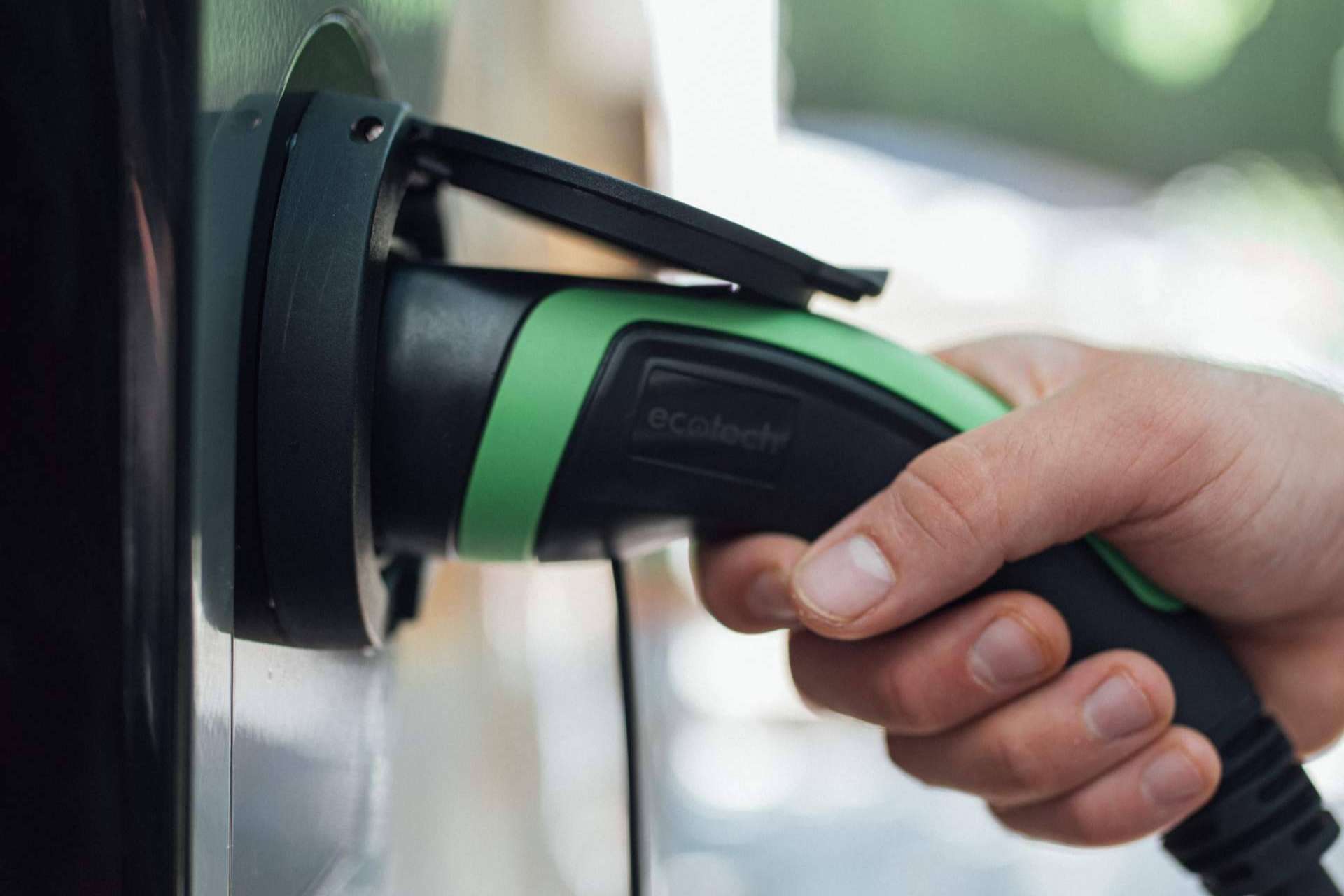 ¿Qué soluciones para todo tipo de instalaciones públicas ofrece Ecotech?