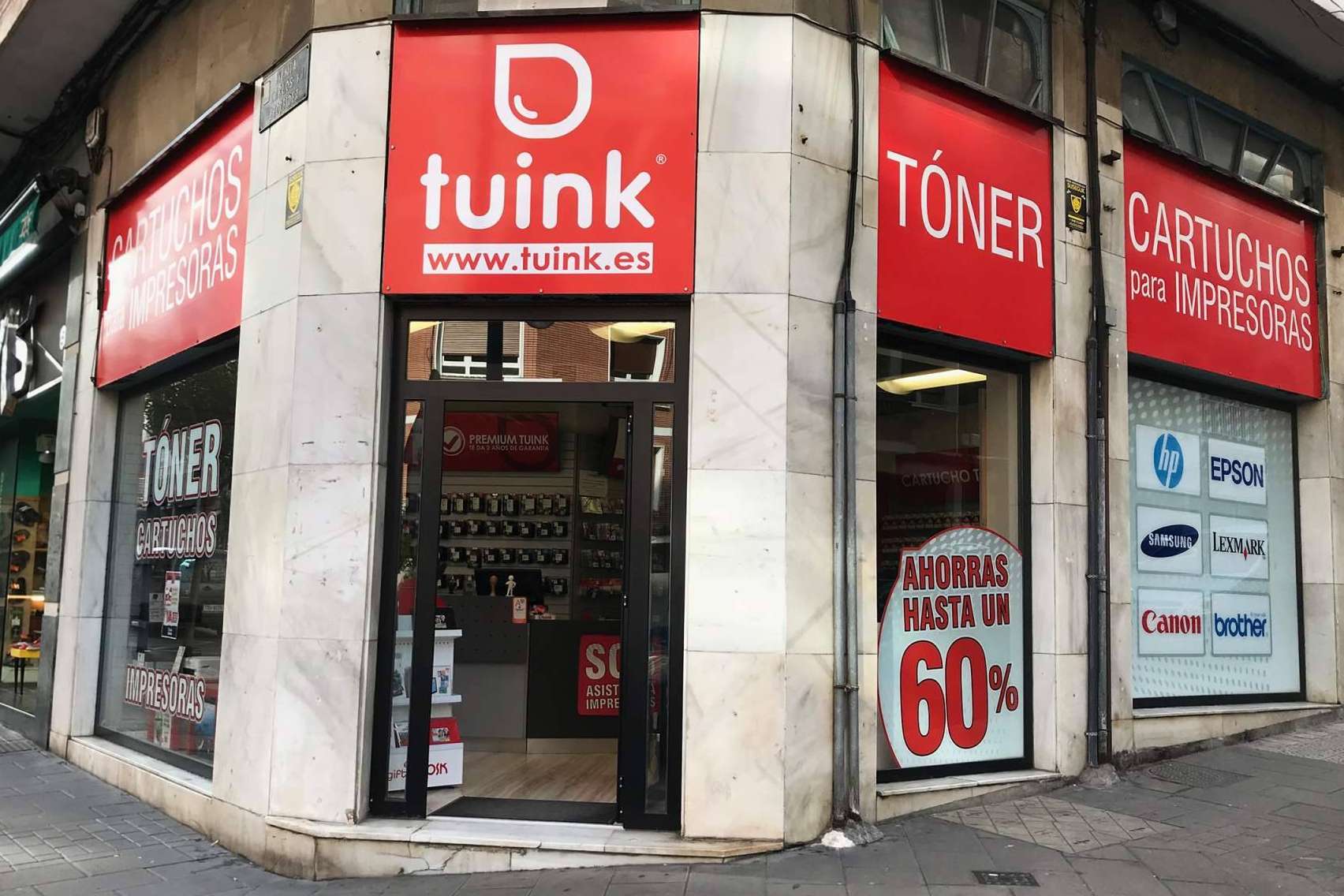 Tuink dispone de un el equipo de profesionales de soporte técnico para impresoras