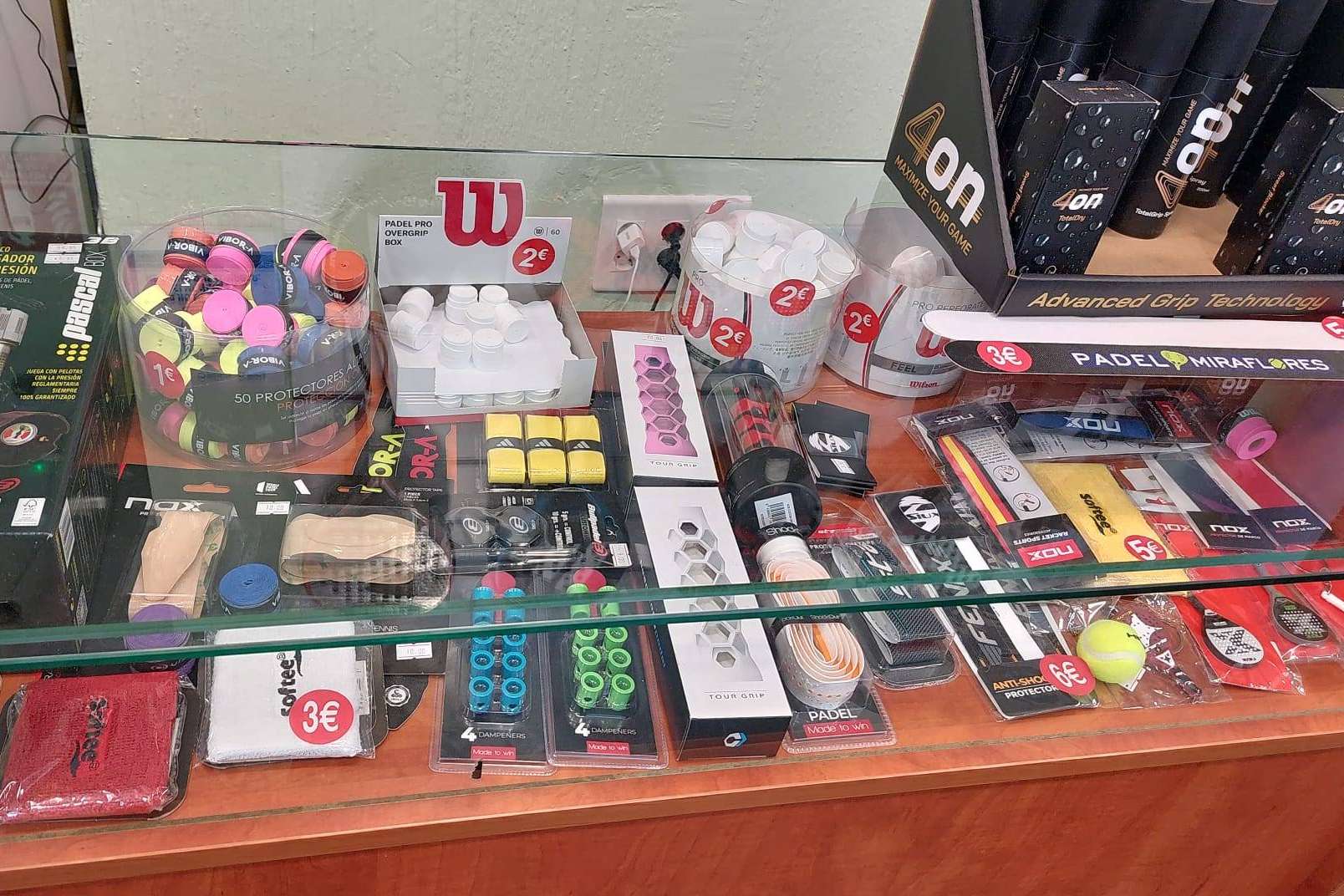 Pádel Miraflores, la tienda de pádel con un local en Zaragoza