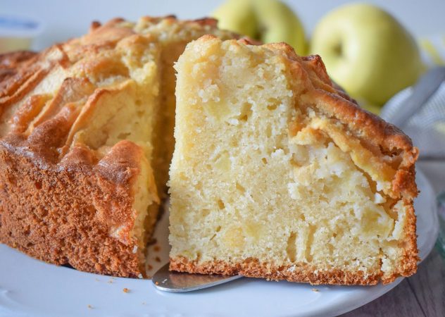 receta facil de bizcocho de yogur y manzana en thermomix Merca2.es