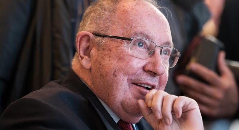Bonet espera que el Estado no llegue a Telefónica para «intervenir»