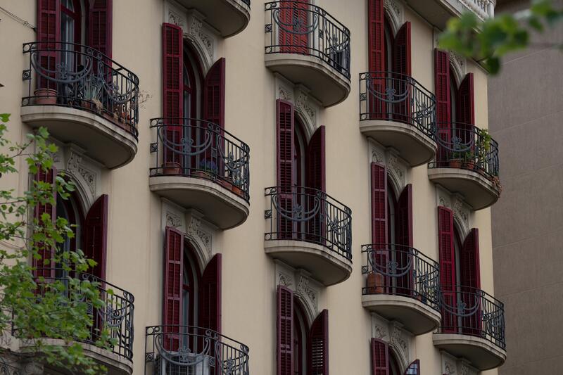 Cada anuncio de vivienda que se publica tiene 27 familias interesadas, un 55% más, según Idealista