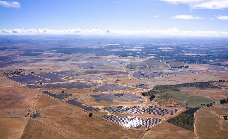 Bruc consigue un préstamo verde de 570 millones para la construcción de 842 MW solares en España