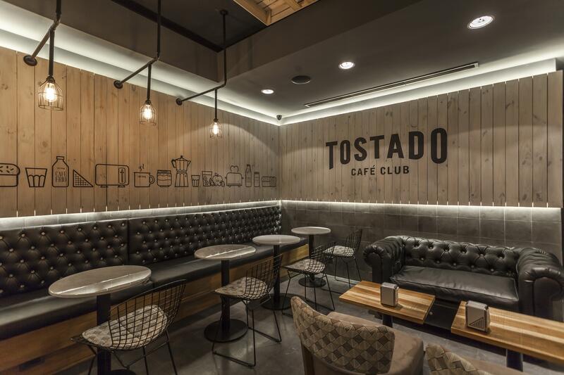 La cadena argentina de cafeterías Tostado Café Club desembarca en Madrid con la apertura de dos locales