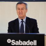 Sabadell prevé apoyarse en TSB cuando el recorte de tipos comprima el margen de interés en España