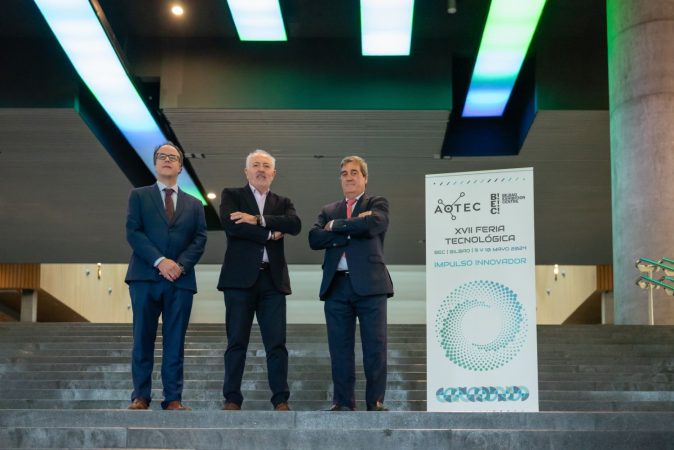 Aotec celebra el año del apagado del cobre la feria de la digitalización rural en Bilbao