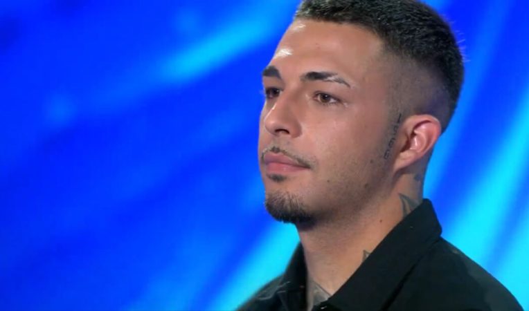 Un protagonista de 'La Isla de las Tentaciones' recibe una insólita propuesta de Telecinco 24 Merca2.es Alex Girona Merca2.es