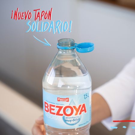 Bezoya tapon solidario Merca2.es
