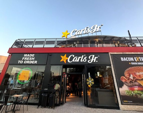 CARLS JR SAN JUAN ALICANTE scaled 1 Merca2.es