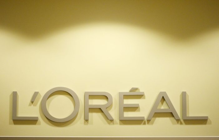 EuropaPress 4760666 filed 10 january 2013 berlin the logo of loreal is seen during look samples Merca2.es