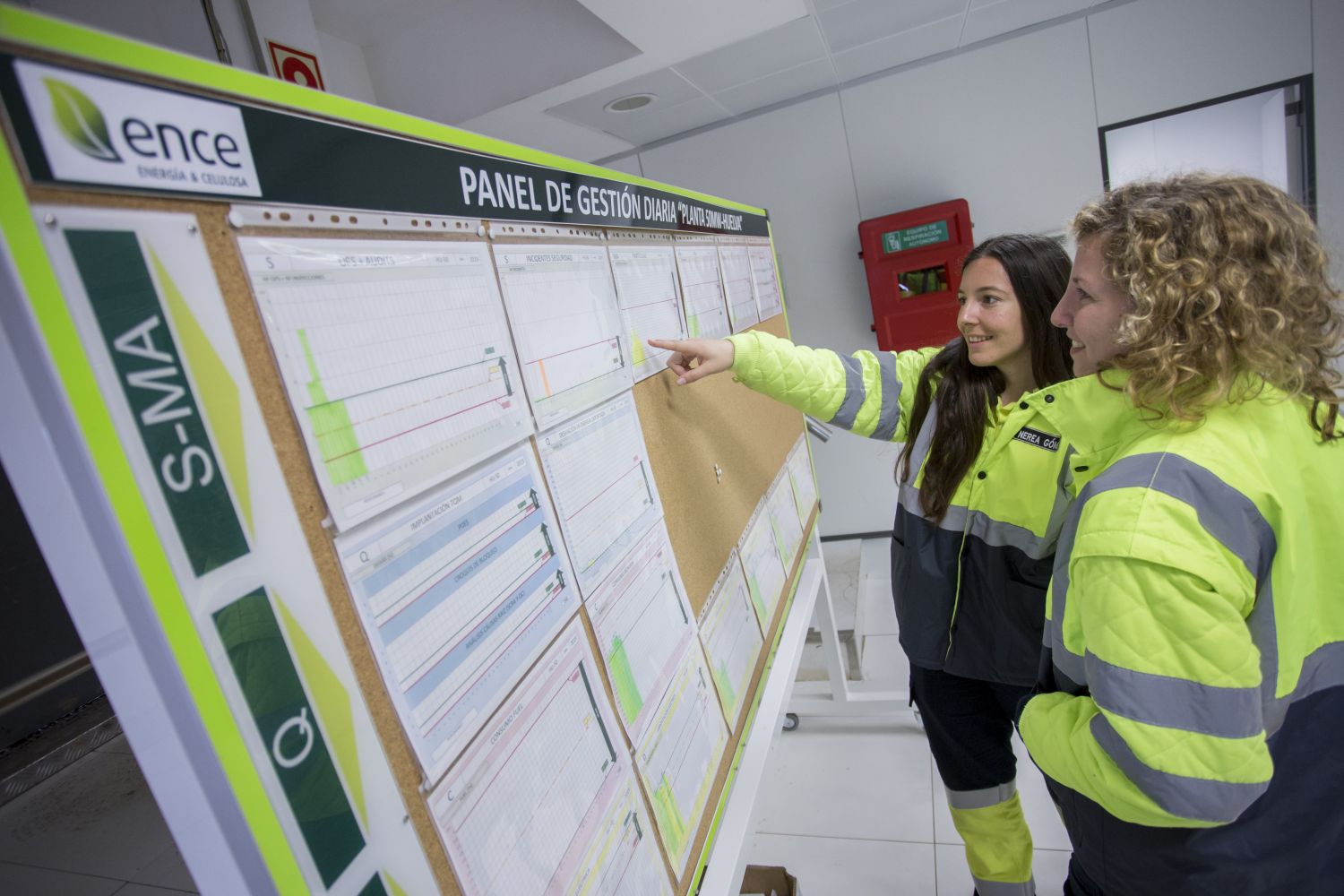 Ence se dispara tras presentar resultados y recibir una recomendación positiva