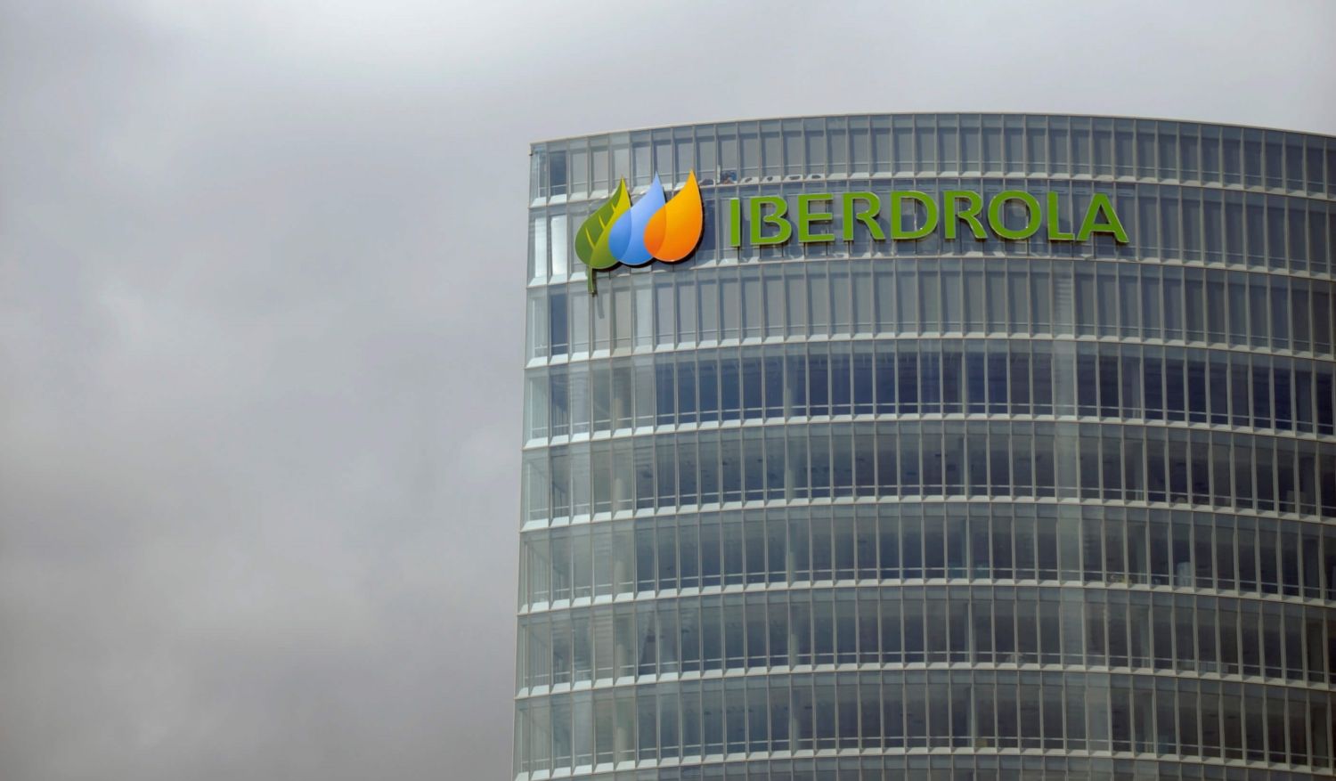 Iberdrola se adjudica el suministro de electricidad renovable de Paradores por 6,9 millones