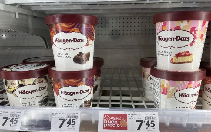 Los ocho euros de Häagen-Dazs que impulsan la marca blanca de Dia y Eroski