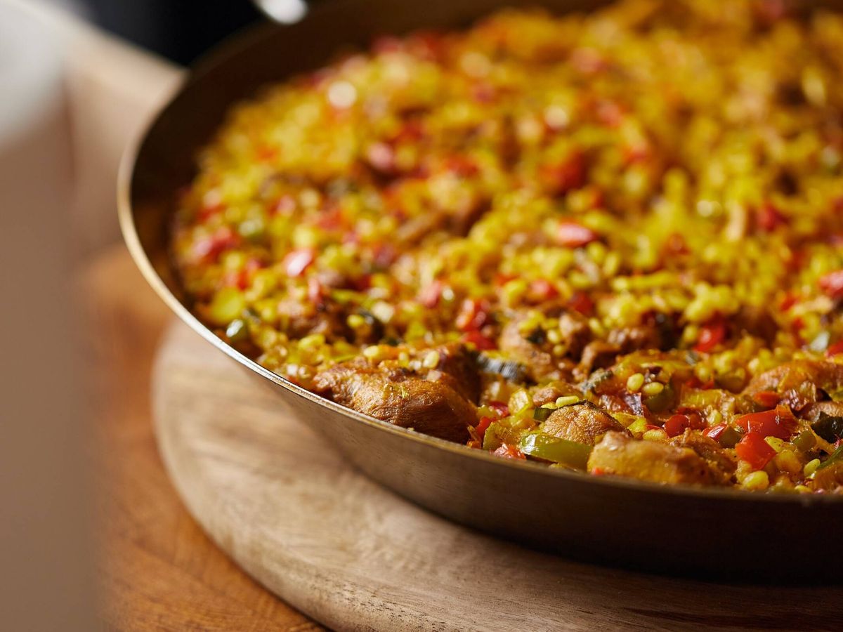 Indignante para los españoles y más para los valencianos: las versiones más terribles de paellas ‘guiris’