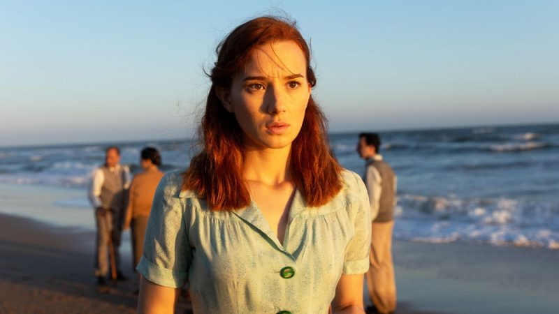 La serie más polémica de TVE vuelve con más fuerza que nunca: este es su nuevo horario 8 Merca2.es Operacion Barrio Ingles 12 Merca2.es