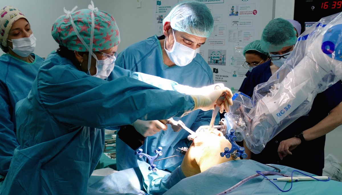 Robot ROSA cirugias protesis de rodilla