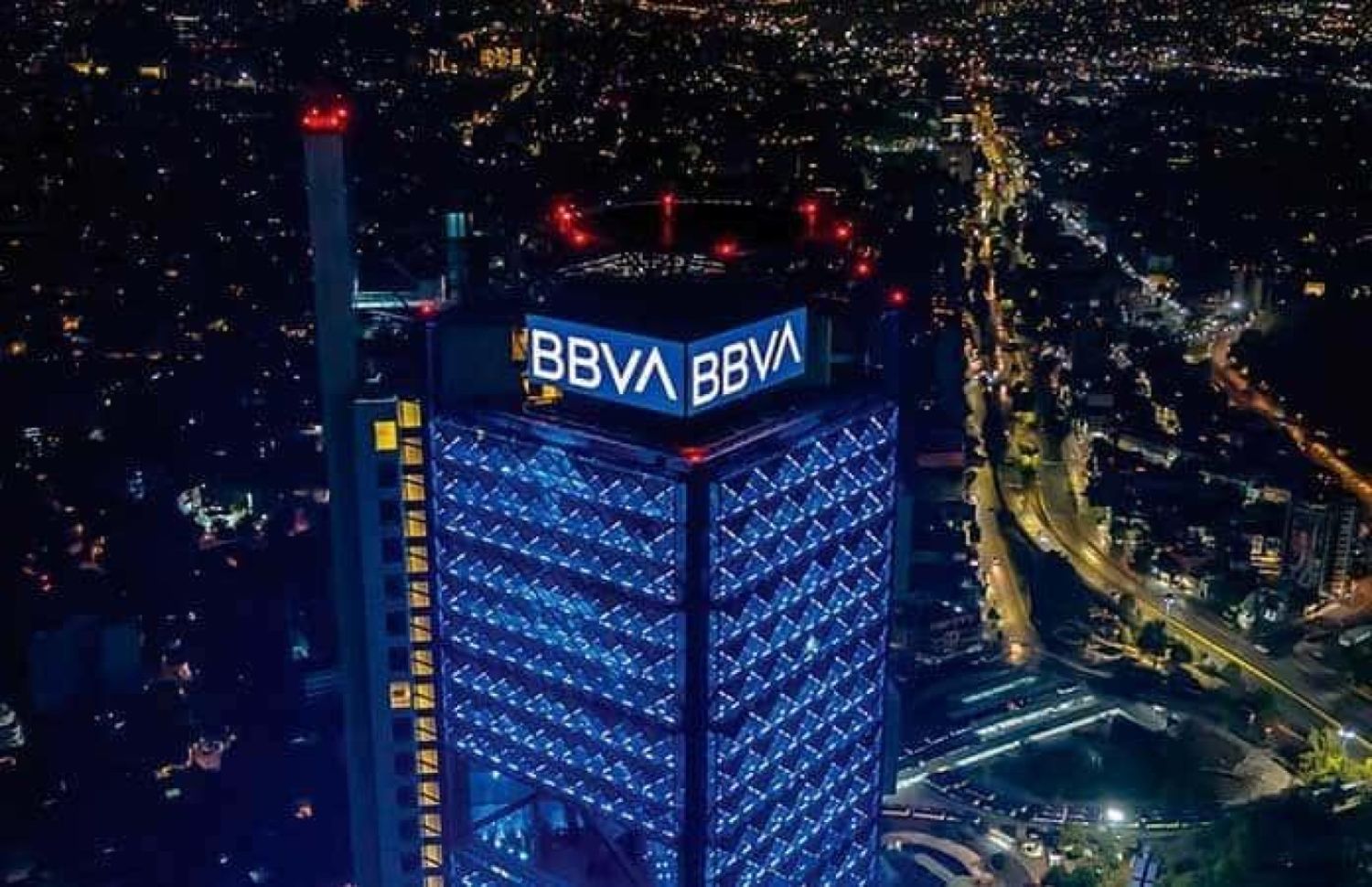 Bitcoin gana terreno: Telefónica y el BBVA se suman a la tendencia