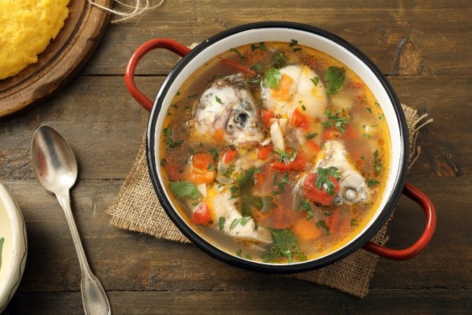 Prepara un guiso de pescado para chuparse los dedos, en menos de media hora 31 Merca2.es cuenco Merca2.es