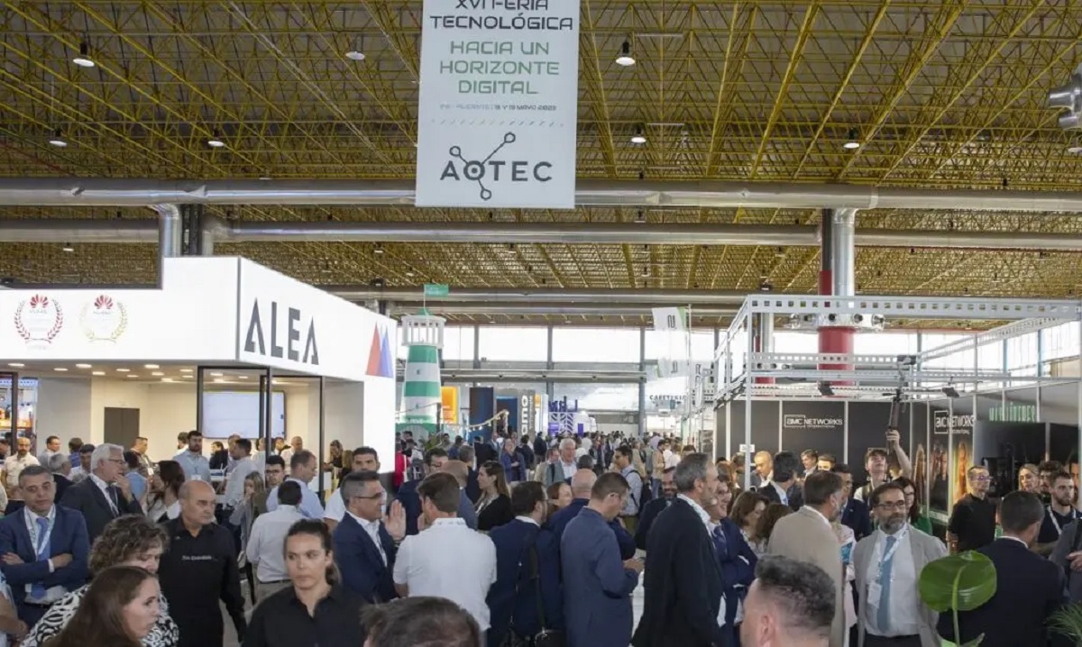 Aotec celebra el año del apagado del cobre en la feria de la digitalización rural en Bilbao