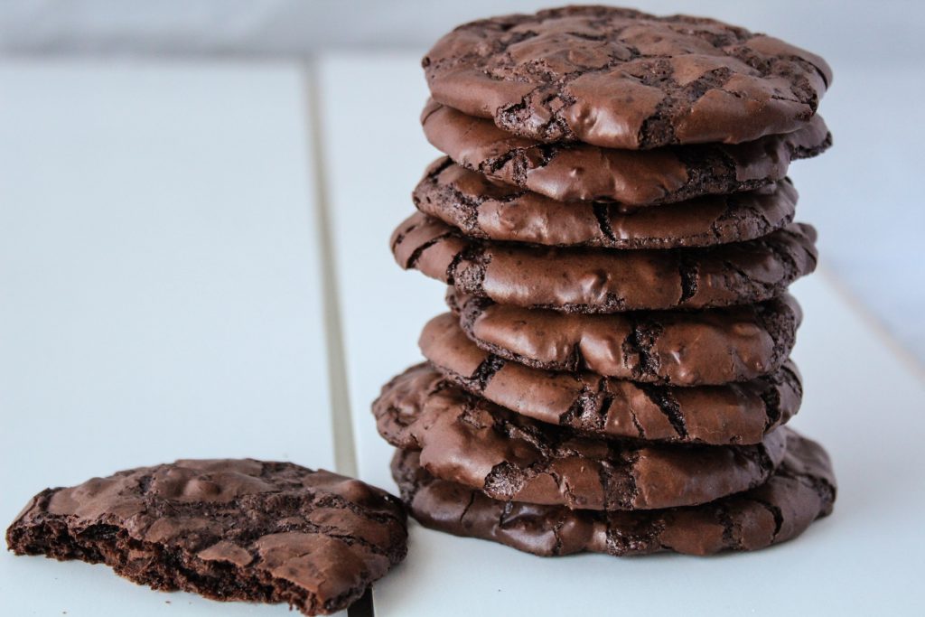 Cómo preparar las galletas de brownie más virales del momento