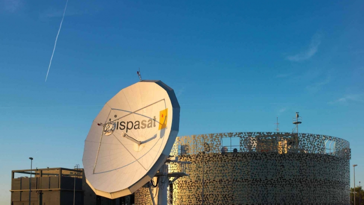 Hispasat desmonta las acusaciones contra su internet rural por satélite