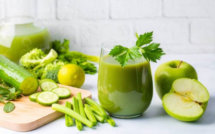 Por qué tu jugo verde matutino podría estar dañando tu salud sin que lo sepas