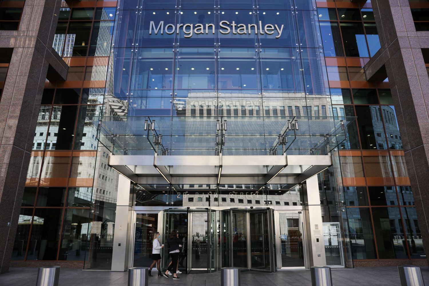 Morgan Stanley "podría vencer a UBS" y dar el anuncio pronto