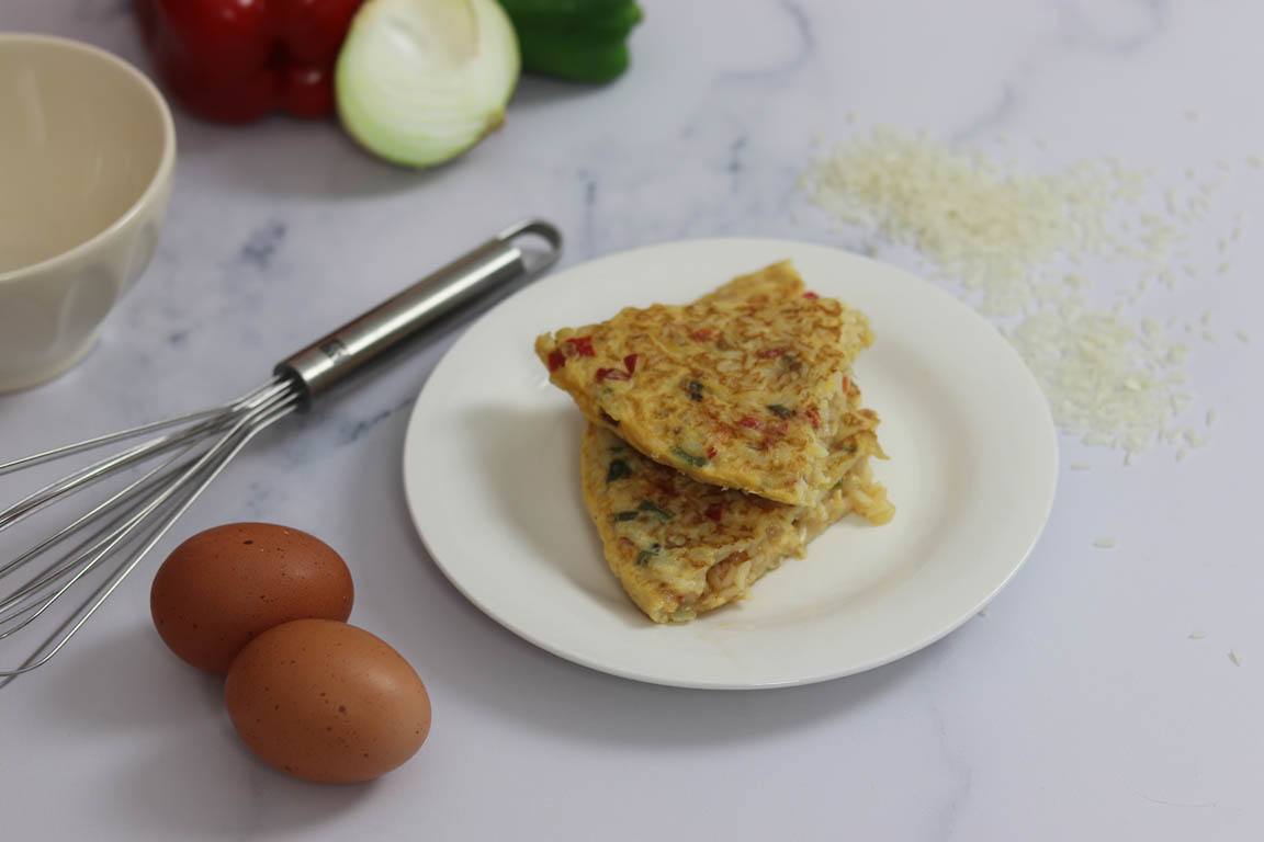 Cómo preparar una tortilla de arroz, una alternativa deliciosa y original que te encantará