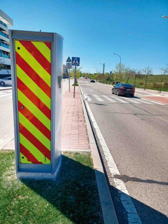 Lo que la DGT no quiere que sepas: se filtra la manera más efectiva para saber si vas a pasar cerca de un radar 37 Merca2.es Alcobendas se suma a la campaña de vigilancia y control de la velocidad de la DGT