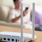 Tu Wi-Fi va lento con fibra: descubre los trastos que lo están bloqueando