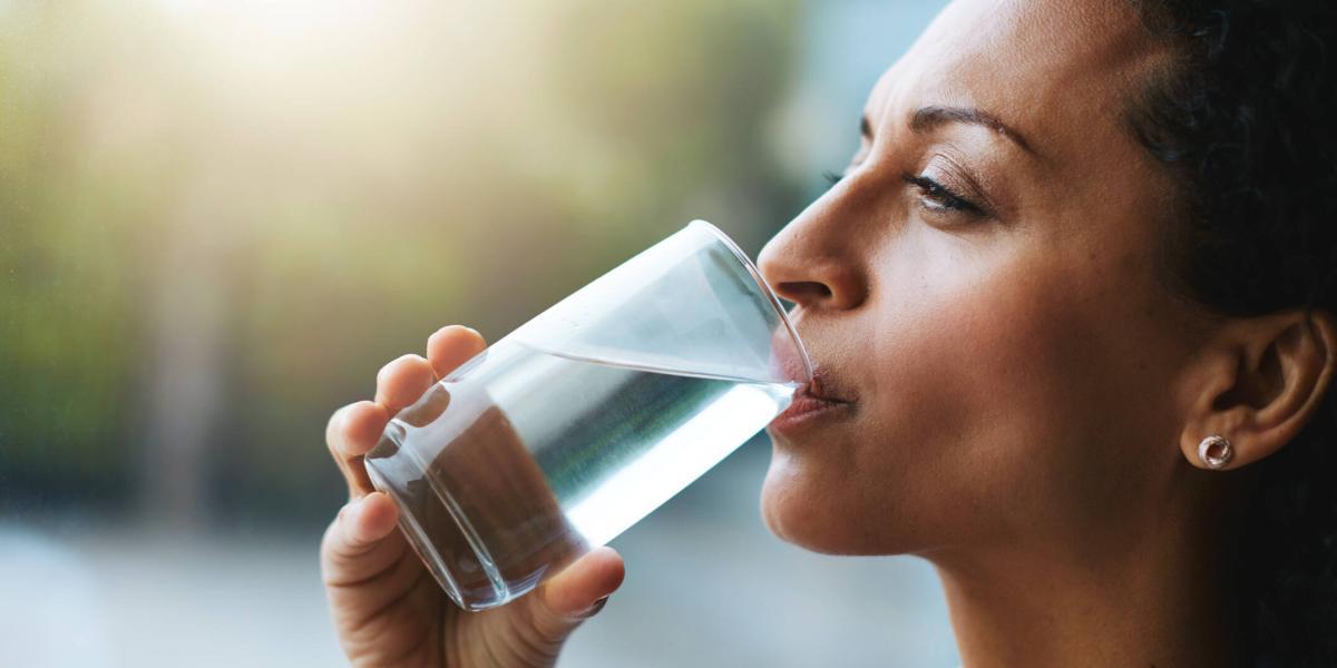 ⁠El truco viral que cambiará tu forma de tomar agua diariamente